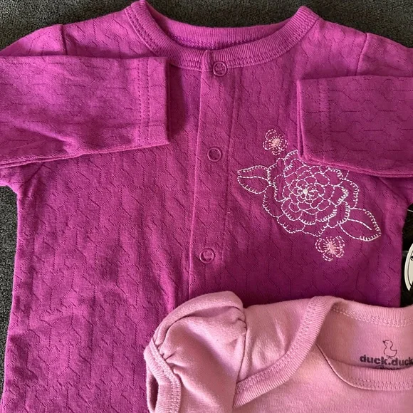 4 Piece Set Duck Duck Goose Babygirl Outfit 0-3mo - Picture 2 of 5